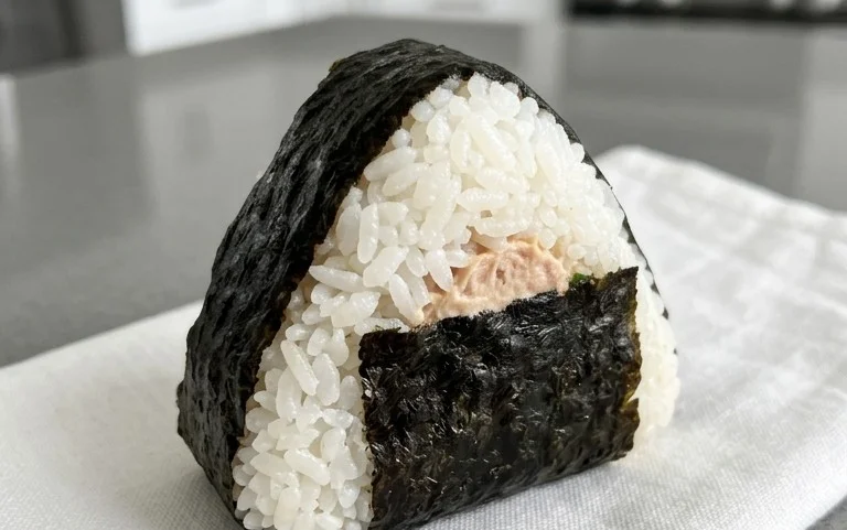 15-min. Easy Japanese Tuna Onigiri