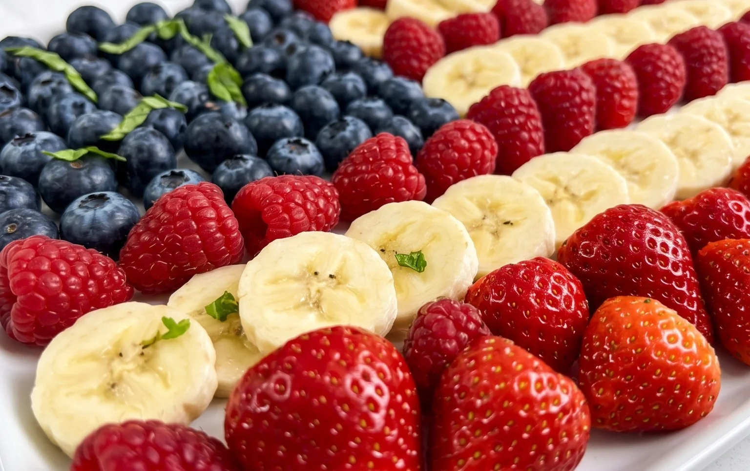 4th of July Fruit Platter Idea | How to Make an American Flag